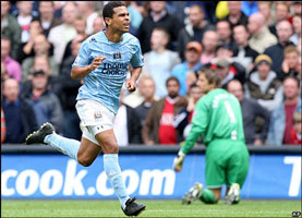 Sven's in Blue heaven as City go top with three wins on the bounce....